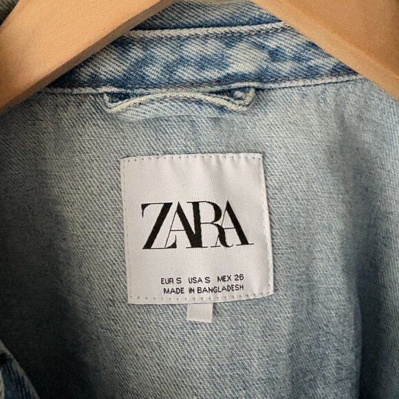 Zara Cropped Frayed Denim Jacket Light Wash Blue Size Small - Picture 6 of 6